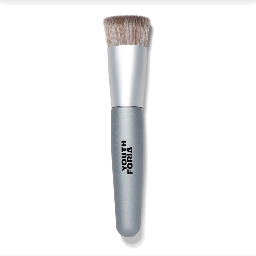 NIB YOUTH‎ FORIA | Oval Foundation Makeup Brush Blend Buff Buildable Coverage